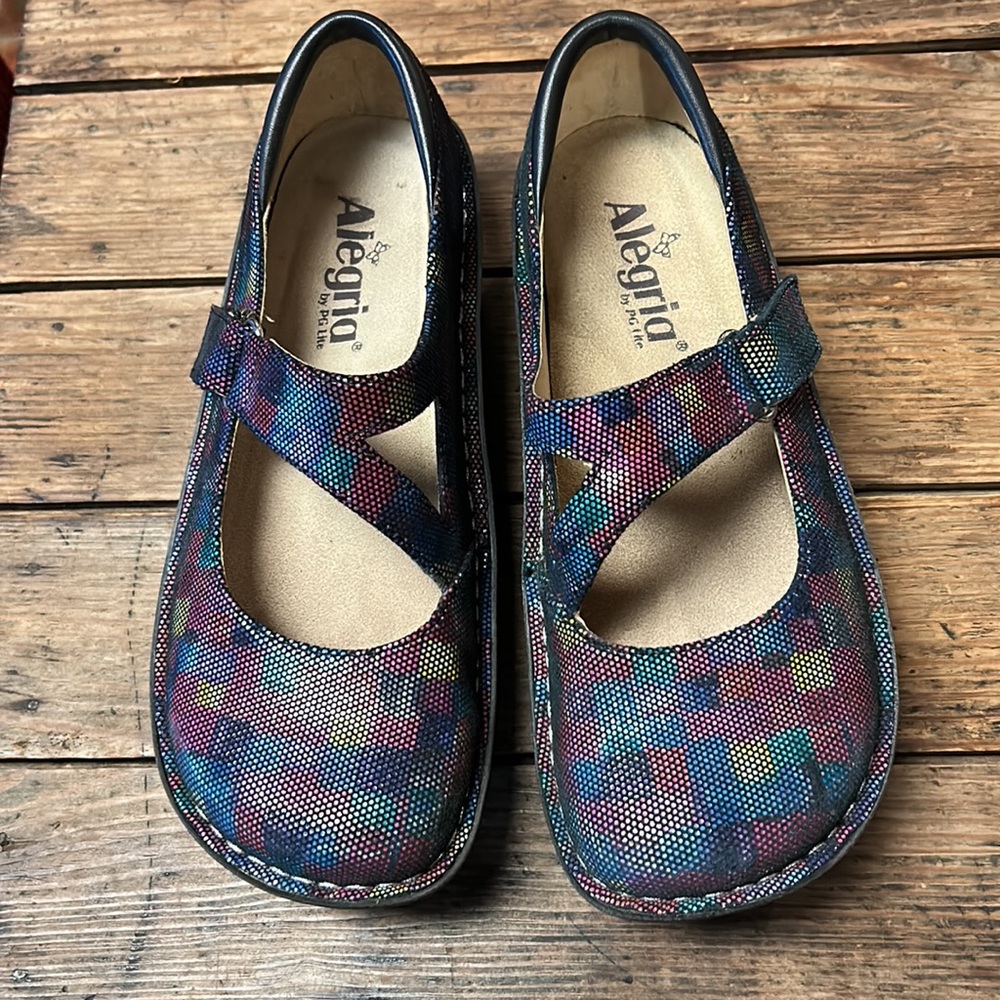 Alegria Paloma Mary Janes sz 36